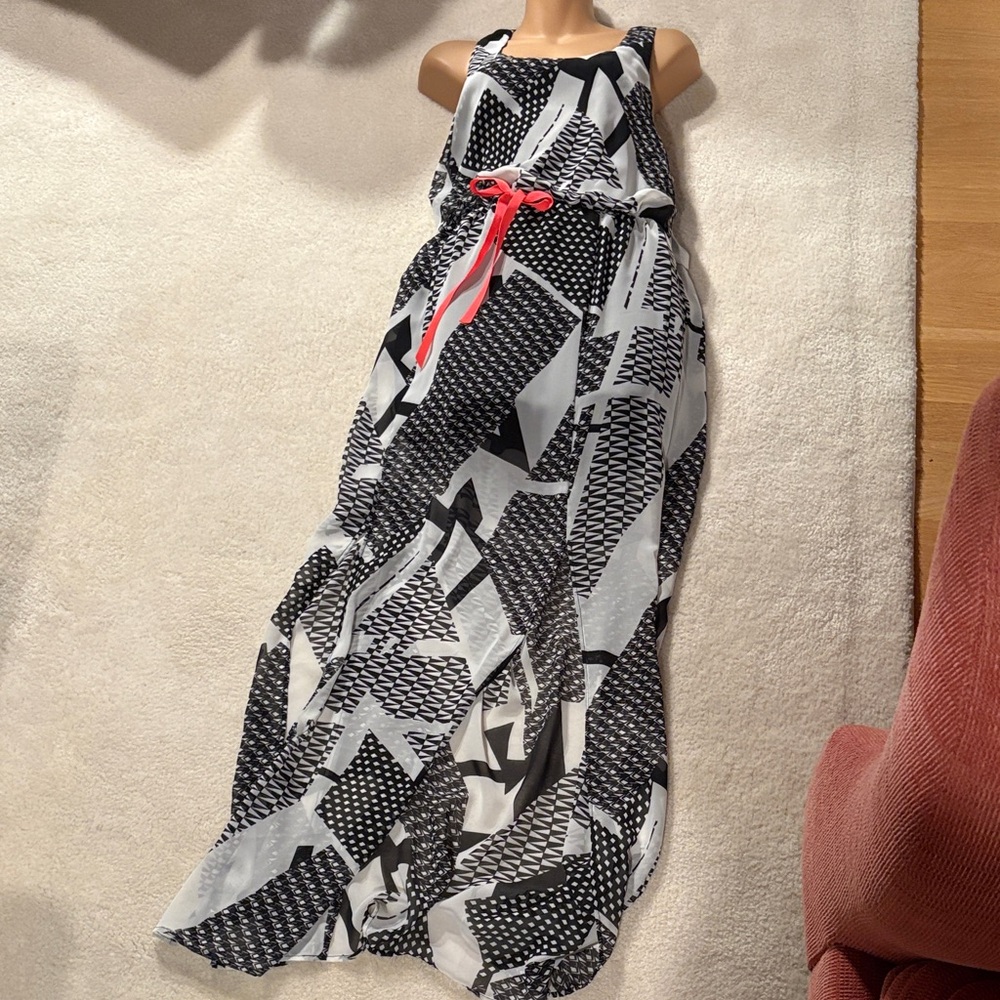 NWOT City Triangles Black and White Maxi Dress with Red Accent